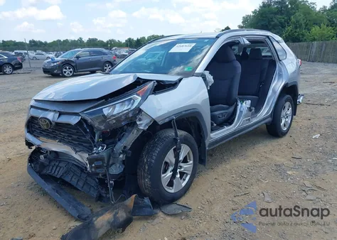 2019 Toyota Rav4 Xle/Xle Premium from USA, damaged, VIN 2T3P1RFV1KW057597
